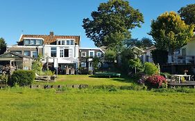 Edam, Garden Room With Private Entrance And Rural View